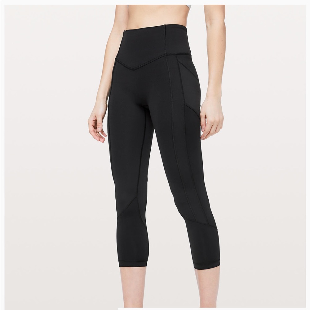 All The Right Places Crop Sz. 10 Black